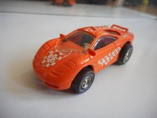 Darda McLaren in Orange