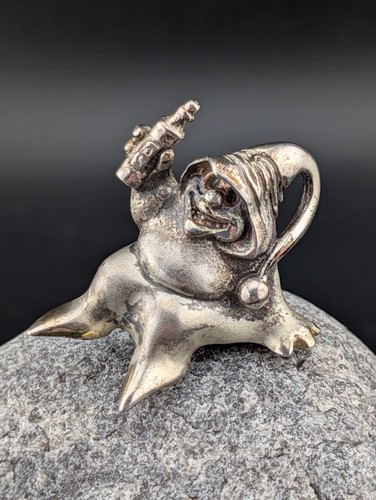 Miniatur zwerg mit - miniatur, flasche