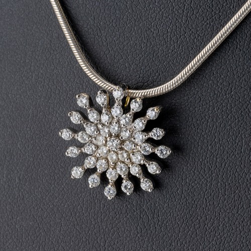 750 white gold - , pendant