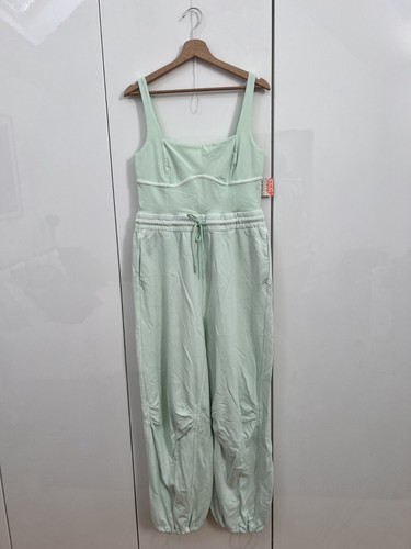 Free people movement - free,