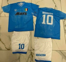 Trikot und Shorts Maradona
