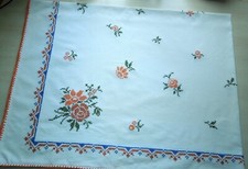 *Tischdecke Baumwolle weiß, orange, blau, Kreuzstich Handarbeit  118 x152 cm,