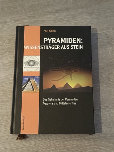 Pyramiden wissensträger aus - pyramiden,