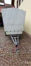 Autoanhänger mit Planeaufbau