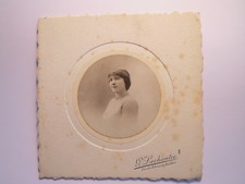 Roubaix - junge Frau -