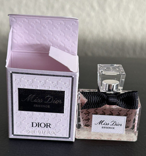 Dior miss essence parfum - essence,