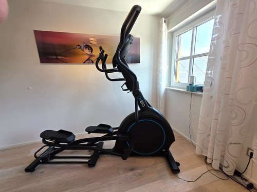 Cardiostrong crosstrainer - cardiostrong,