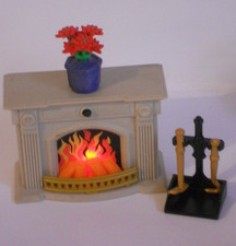 leuchtender Kamin Kaminbesteck Licht Weihnachten + Möbel Zubehör + Playmobil