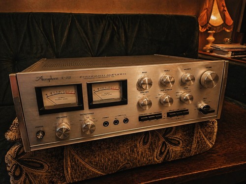Great vintage amplifier - great,
