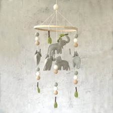 Mobile "Elefant" aus Filz für Baby, Kinder von BeYoona * Mobiles, Mobilee grau