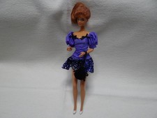 BARBIE COCKTAILKLEID PUPPE