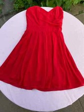 Trägerloses rotes Abendkleid, TFNC London, Größe XS