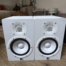 2x Yamaha HS7 White