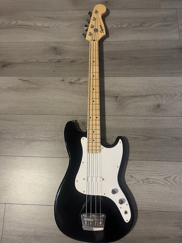 Squier bronco bass fender - squier,
