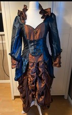 Wunderschöne Steampunk Braut