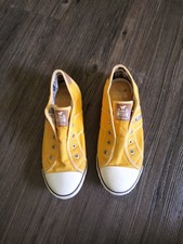 Gelbe Herren  Schuhe Mustang ? Größe 41