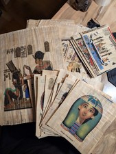 Set mit 32 bemaltem Papyrus