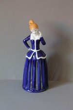 figürlicher Serviettenhalter Serviettenständer Serviettendame Porzellan