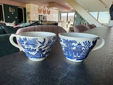Vintage zwei Churchill Blue Willow 200ml nur Teetassen - Top Zustand