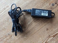 Original Toshiba Netzteil PA3755E-1AC3 - 15V 5A 75W für Notebook