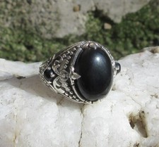 Ω Ring Onyx schwarz
