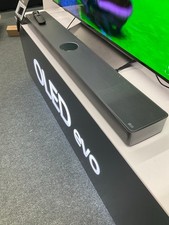 LG Soundbar mit kabellosem