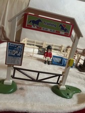 PLAYMOBIL PFERDEBOX, STALL, Koppel, Zäune, Turnier, Tribüne, Hindernisse