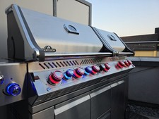 Bedienblende Napoleon Prestige Pro 825 Gasgrill  mit Safety-Glow-Bedienknebeln
