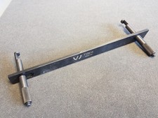 Original VW Audi T10510 Spezialwerkzeug Niederhalter Einspritzventile (K24)