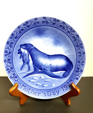 Marmot China Mothers Day 1972