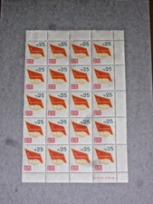 2 große Bögen DDR Spendenmarken, 30 Fiskalmarken der DDR, 7. FDGB-Kongress u.a.