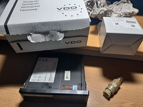 Fahrtenschreiber vdo mercedes - vdo,