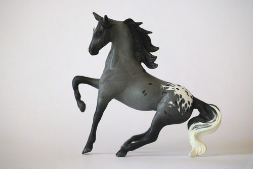 Breyer stablemate drastic - breyer,