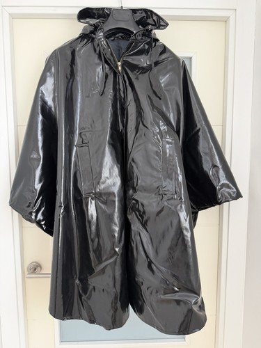 Lackcape