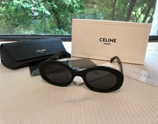 Celine CL40194U Triomphe Oval