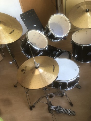 Fast neues sonor - neues, schlagzeug