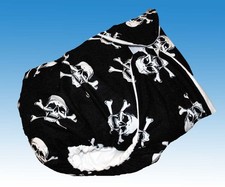 Omutsu „Skullstorm“ – Schwarze Stoffwindel mit Totenkopf-Print