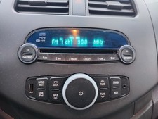 Autoradio Radio CD USB Aux Mp3