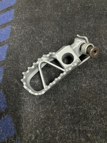Fußraste für kawasaki 125 - fußraste,