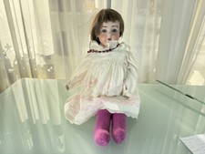 Alte Puppe Sammler Porzellankopf Puppe 60 cm. Zustand Siehe Fotos.   