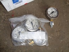 4x Manometer tecsis FT5