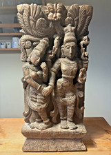 alte Holz-Skulptur - Drei hinduistische Gottheiten | Indien | Flachrelief