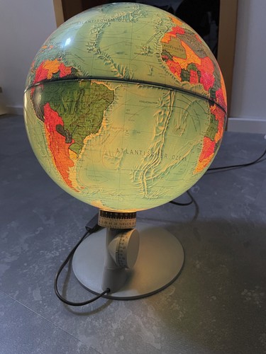 Vintage globus mit beleuchtung - vintage,