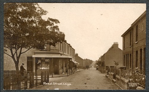 Cliffe village shops reed - cliffe,