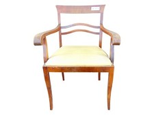 Art Deco Nussbaum Armlehnstuhl ca. 80 – 90 Jahre alt LA015–21