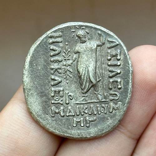 Sehr alte antike