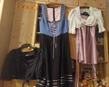 Schönes Dirndl Kleid von