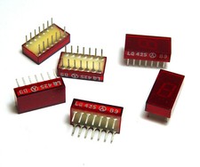 6x LED Digit 7-Segment Anzeige / Display, LQ425 / LQ 425, DIL 14, rot, NOS