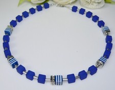 Halskette Würfelkette Kette Cube Würfel matt dunkelblau blau weiß Strass  015.
