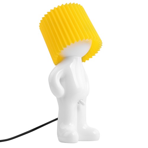 Ein kleiner schüchterner mann - kleiner,